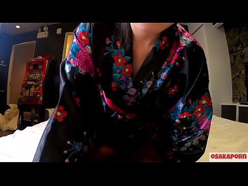 ❤️ Jong cosplay meisje houdt van seks tot orgasme met een squirt in een paardenvrouwtje en een blowjob. Aziatisch meisje met harig kutje en mooie tieten in traditioneel Japans kostuum in amateur video waarin masturbatie met neukspeeltjes wordt getoond. Sakura 3 OSAKAPORN. ❤❌ Super sex at us ☑