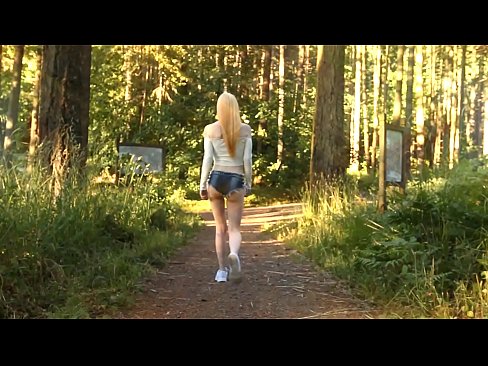 ❤️ Mooie vrouw beweegt langzaam, geen naakt video ❤❌ Super sex at us ☑